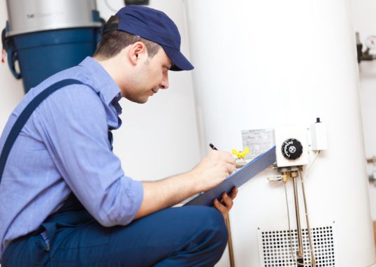 Ballon d’eau chaude : les avantages d’une installation réalisée par un professionnel